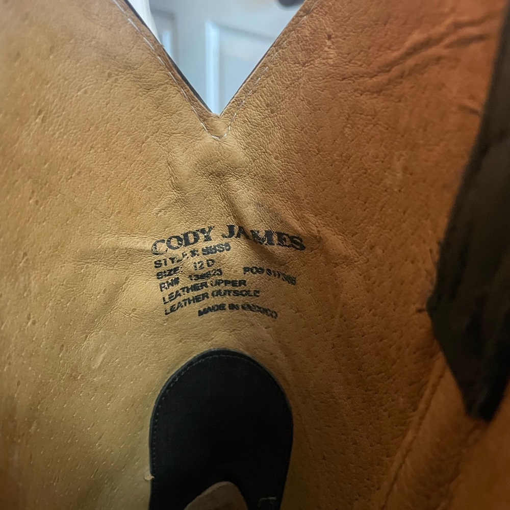 Black Western Boots - Picture 3 of 4